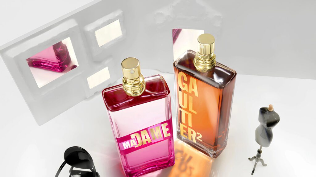 Flacons de parfums Jean Paul Gaultier inspirés des silhouettes couture